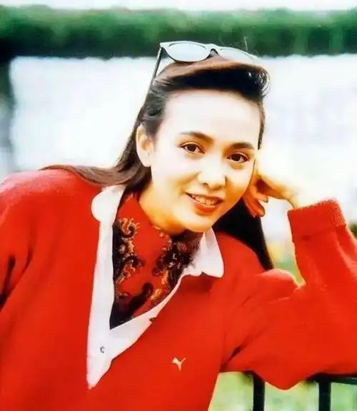 一起来看看这些动脸的明星现况如何斯琴高娃你后悔了没