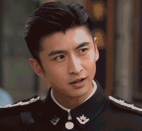 一片叶子笑嘻嘻