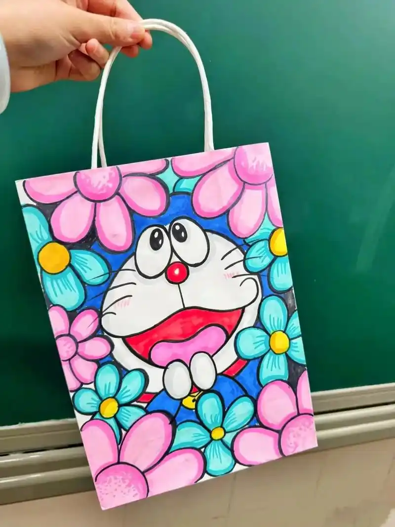 手提袋绘画.#手工 #画画 #手工diy #治愈系 #礼物  - 抖音