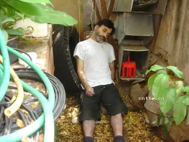 真实而恐怖的上吊现场实拍,慎入!