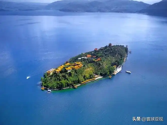 云南抚仙湖发现水下古城(坐落一座2000年前的滇国古城)