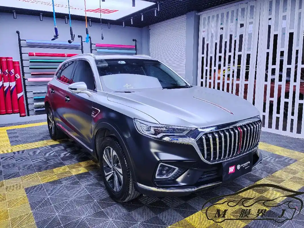 红旗hs5双拼改色银77黑 国产动画该有的样子 红旗改色贴膜双拼电光