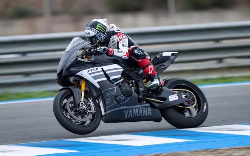 【worldsbk】第一人称沉浸式体验6冠王骑雅马哈r1