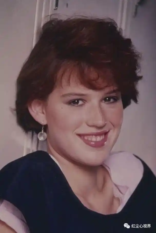 20世纪80年代美国女演员莫莉·林格沃德华丽照片