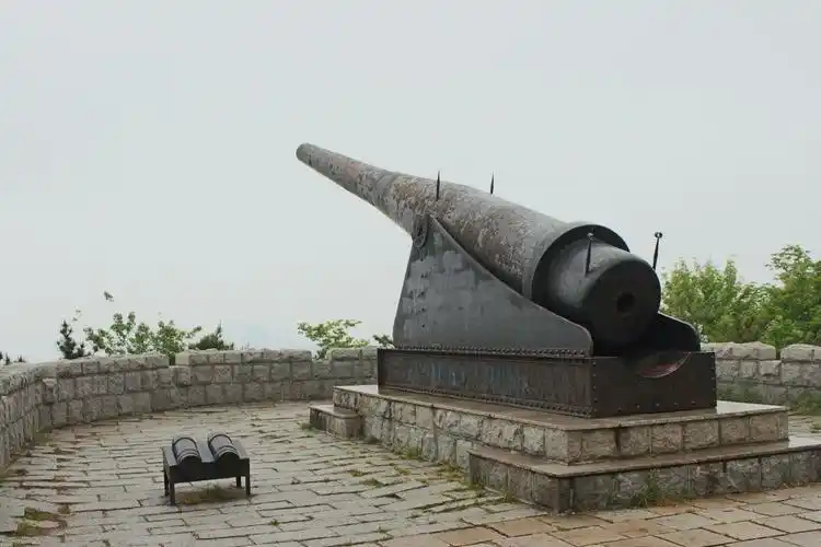 青岛山炮台遗址(青岛山炮台遗址详细介绍)