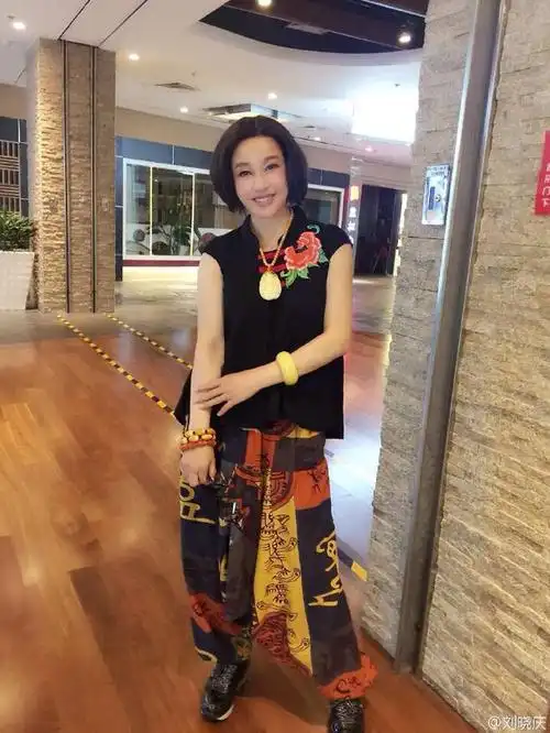 有时候,我们活得很无趣,并非生活有多单调,而是我们