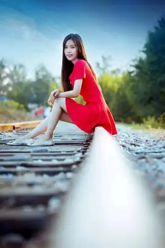 岳灵生发据说这10位是中国最美长发美女