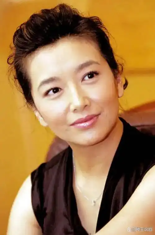 田小洁:由汽修工到演员,51岁二婚娶大3岁江珊,对继女视如己出