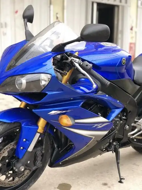 08年雅马哈r1 整车原装,不谈车况,直接谈谈价钱就ok了.