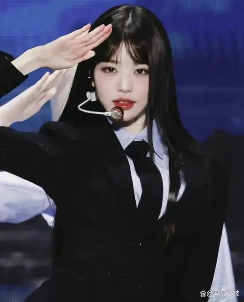 张元英的魔力转圈圈上亿网友跟着扭一扭