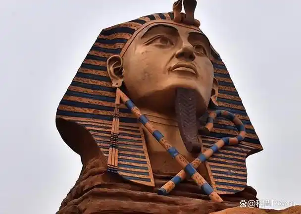 那微笑的狮身人面像历经千年屹立不倒,如同金字塔一般是最具代表的