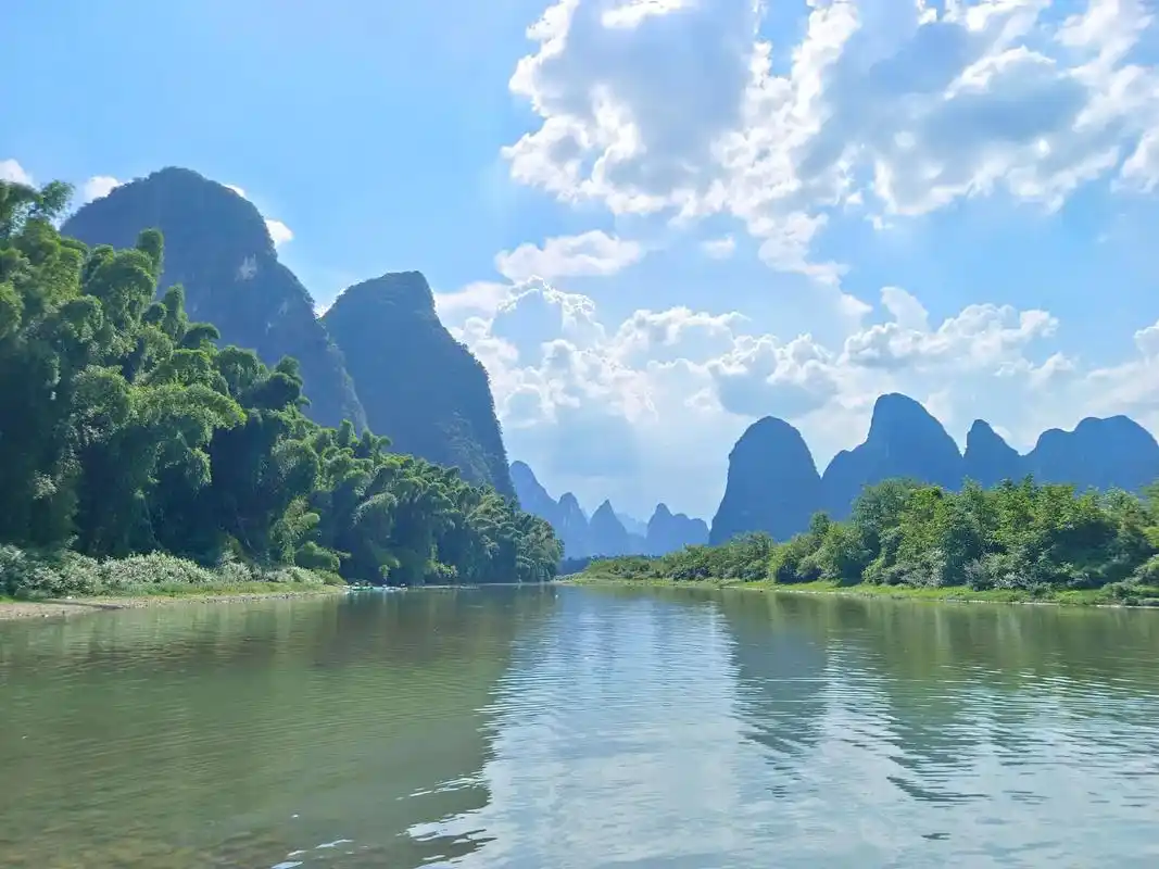 桂林山水甲天下,20元的背景图9292 - 抖音