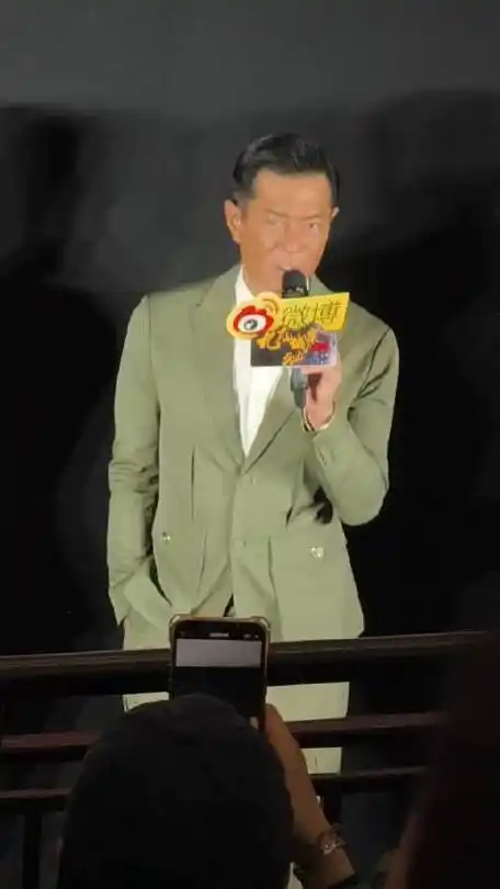 古天乐在映后互动时说,拍一部电影要付出很多,看到大家这么喜欢