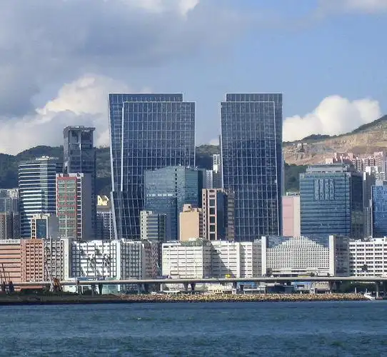 画廊 香港观塘城东志,多角度塔楼适应狭长地形 / arquitectonica - 5