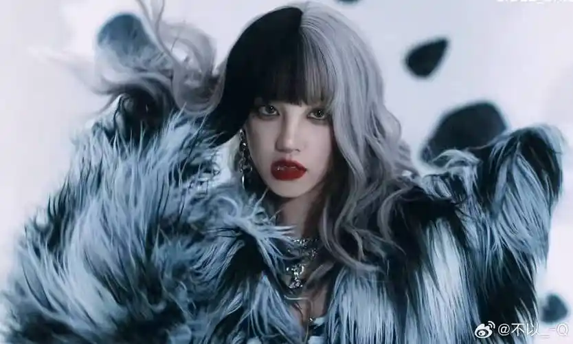 首日销量创自身新高,mv质量也拉满_田小娟_东西_作品