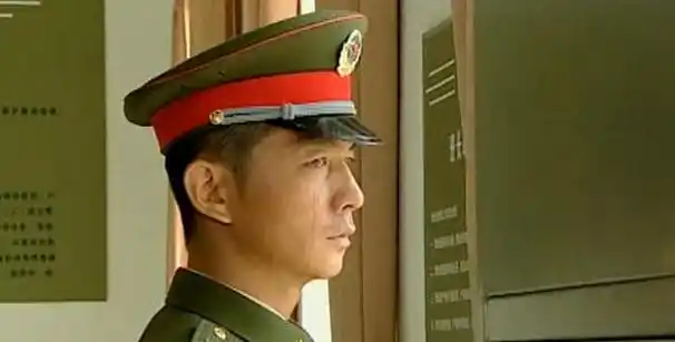 油头粉面就不要演军人了让这13位男星告诉你什么叫军旅硬汉