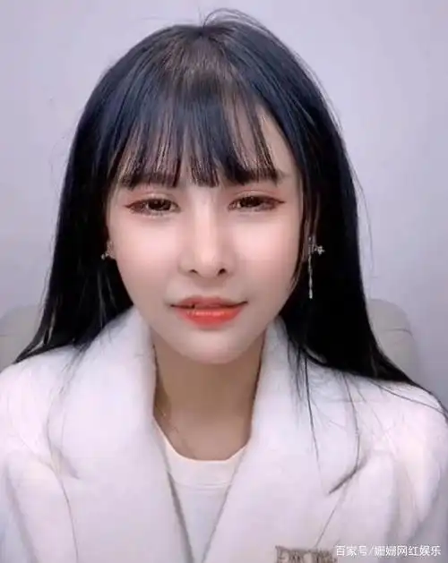 猫妹妹被骂心态崩溃!后悔整容诉苦!