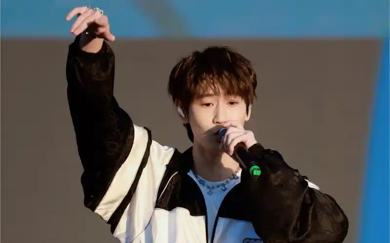 【ak刘彰】《峰顶》超清正脸!|广州国潮音乐节|直拍focus (2021.12.4)