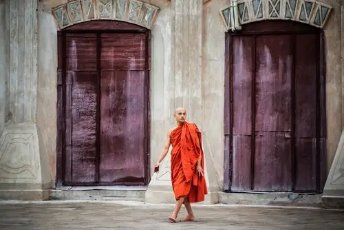 赤脚僧侣 - 摄影大赛2019 - 国家地理中文网