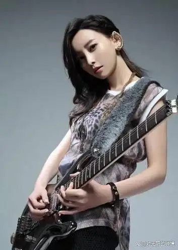 电吉他手兼创作型歌手李荣浩,有着"电吉他"之称的中国女歌手等在内的