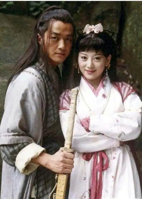 《笑傲江湖》之令狐冲(李亚鹏)&任盈盈(许晴)