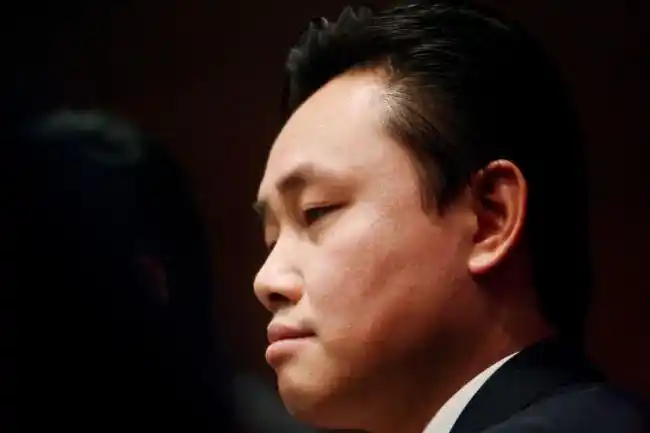 黄光裕失去控股席位,国美迷途何时归 专家:业绩在未来2-3年内 依旧不