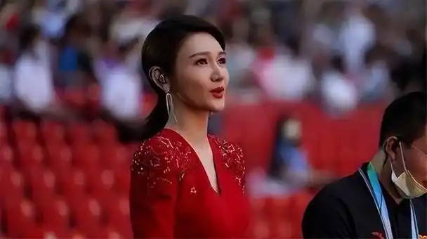 2024央视春晚主持人阵容:这几位呼声最高,她有望接替董卿