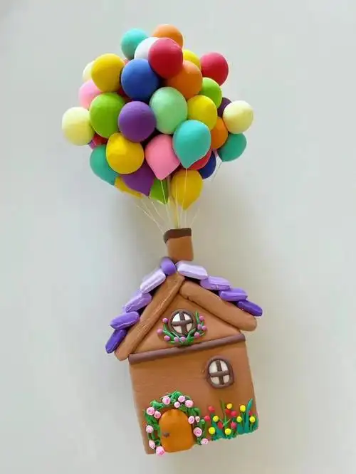 没用完的超轻黏土材料,拿出来再开个封,做个好看的气球小木屋房子吧