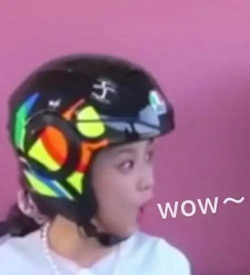 表情包独自开朗金智秀金击球