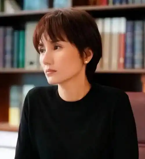 看了袁泉的长发造型,我才明白,_设计_发型_卷发