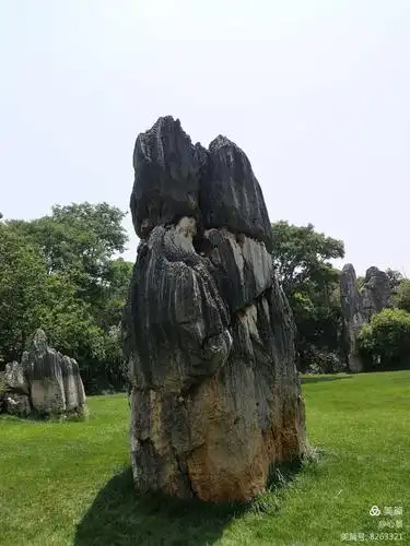 远看大石头 近看石头大