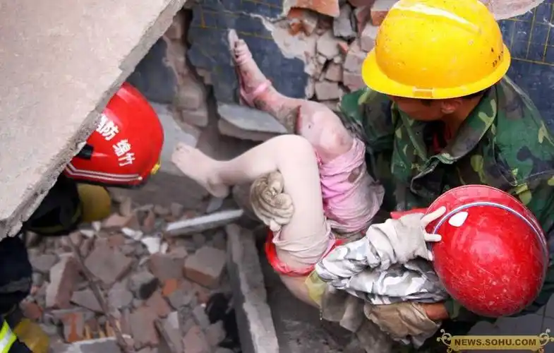 汶川地震感人事迹的作文250字【二】:汶川地震感人故事