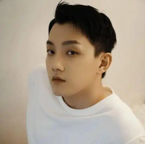 微信头像范世錡