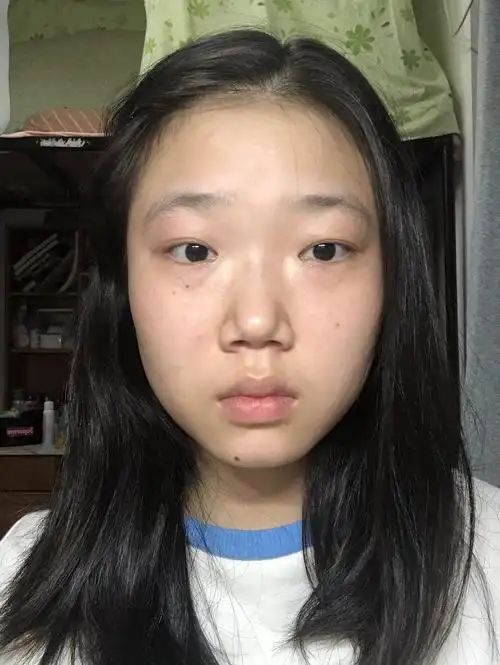 真素颜(想求姐妹帮我分析下脸型五官之类的