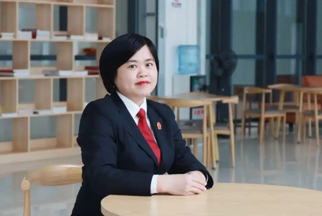 首个女法官国际日致敬最美女法官