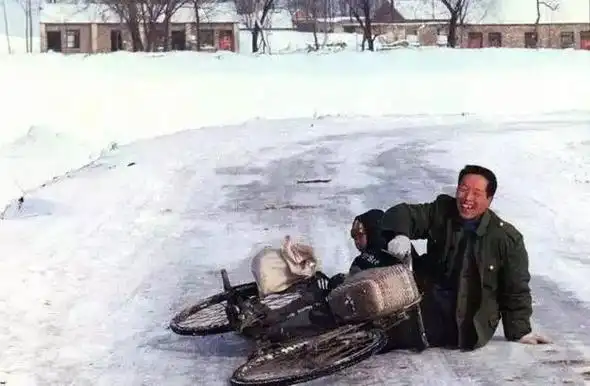 10张90年代农村过年是老照片满满的年味尤其是第6张今生难忘