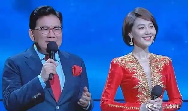 王冠官宣与尼格买提新关系|小尼|央视|疯狂|政治片|历史片|王冠(电视