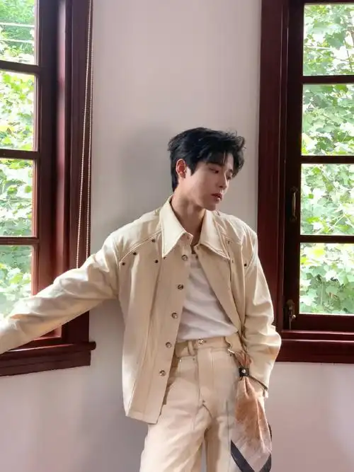 吴宇恒超话最近9491  #夏日青春派对