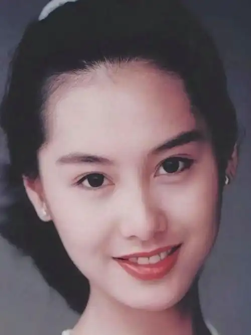 朱茵绝美!52岁港风女神惊艳时光,30张老照片带你看她的惊人美貌