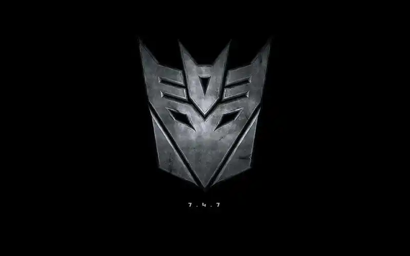 谁有变形金刚霸天虎标志的图片啊?必须要霸气,高清,适合做头像的!