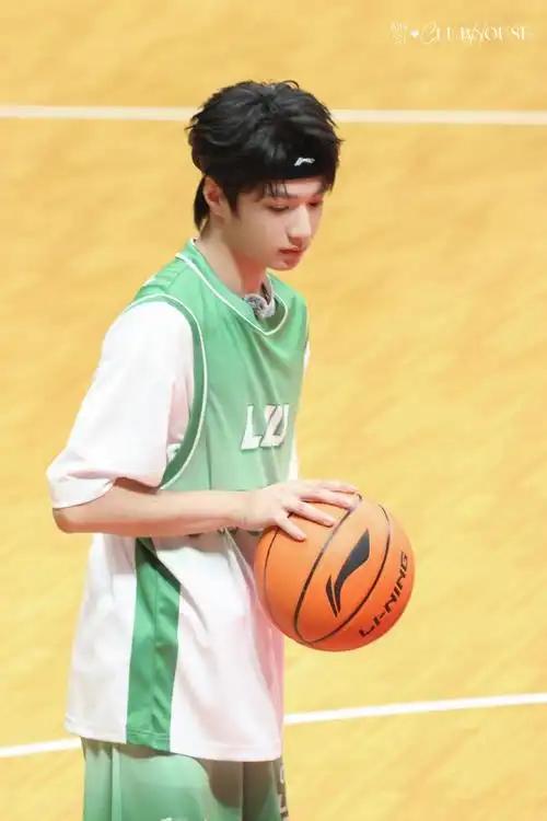 夏日运动会篮球服造型  马嘉祺——啊对对对(功德 7)  丁程鑫——ding