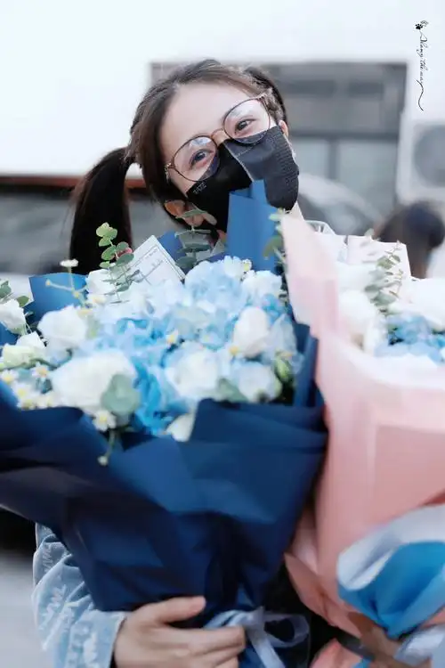 白鹿每次杀青都穿蓝色##白鹿