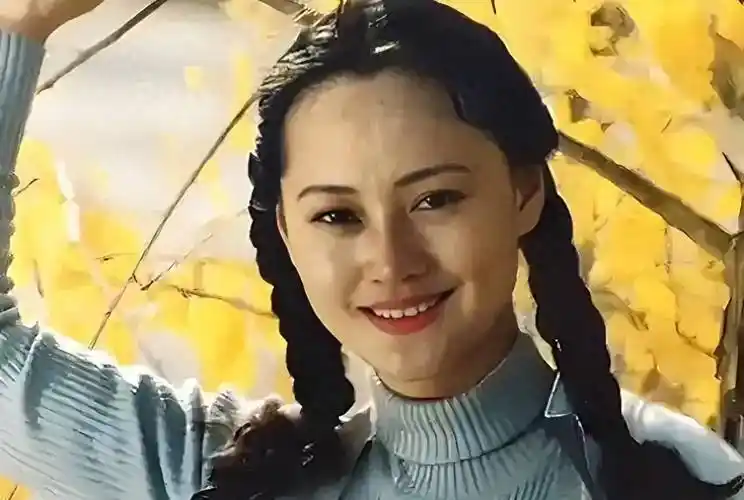 甩掉著名导演,55岁再嫁比利时豪门的她现状怎样了