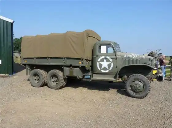 二战期间的美国军用卡车