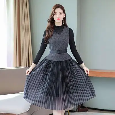 2019秋装新款两件套过膝长袖裙子