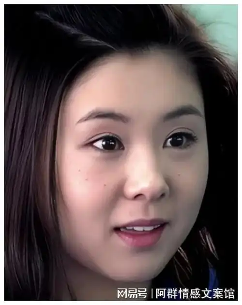 李小萌的美,是一种真萌