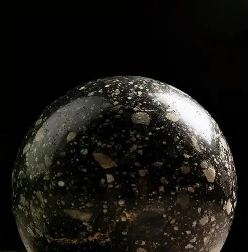 你与千万富翁之间,只差一块从天而降的陨石