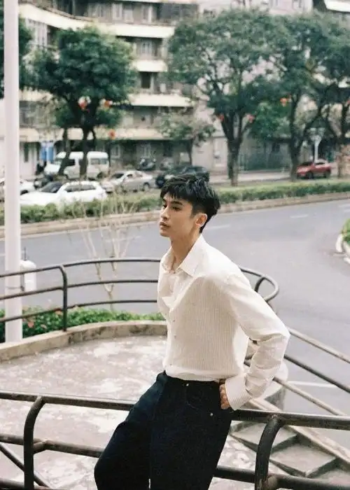 张云龙生日胶片写真##张云龙街巷生日写真