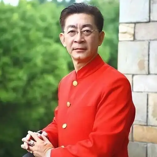 六小龄童亮相《猴王馆》引争议,网友质疑其长期霸占孙悟空形象