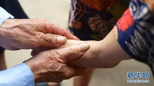 (图片故事)(10)父亲的守护